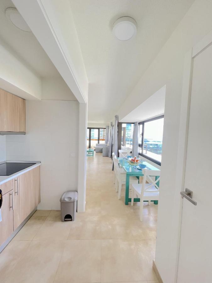 Apartamentos Arrecife Playa エクステリア 写真