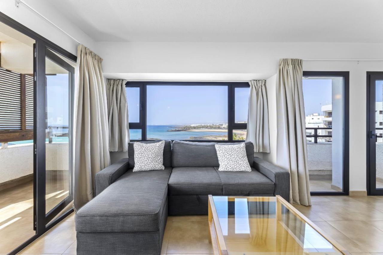 Apartamentos Arrecife Playa エクステリア 写真